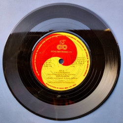 Disc-II_Side-B.th.jpg