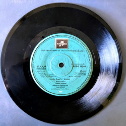 Disc-II_Side-Two3fbca7d091537866.th.jpg