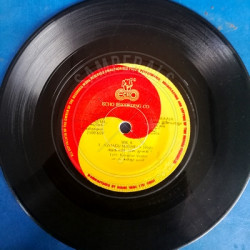 Disc2_Side-B.th.jpg