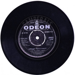 Disc_2_Side-Two.th.jpg