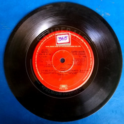 Side-One_Disc2.th.jpg